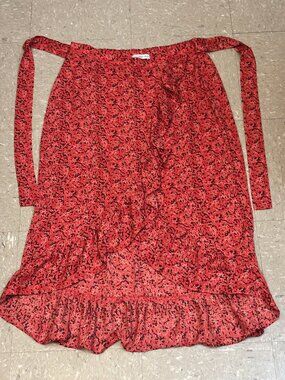 Gallery ruffled floral satin midi wrap skirt.